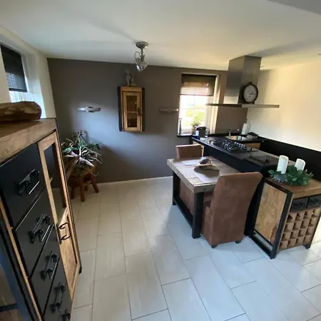 Beach Bungalow Hellevoetsluis * הלבושלאס