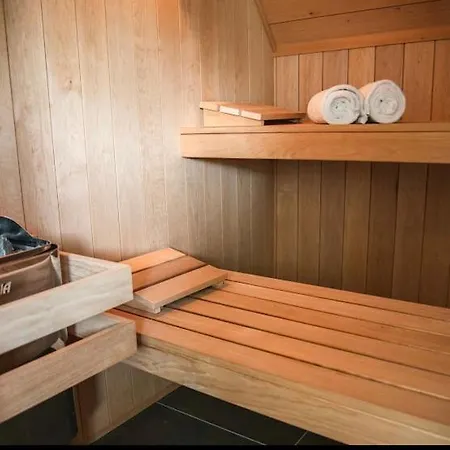 בית נופש Beach Bungalow Hellevoetsluis *