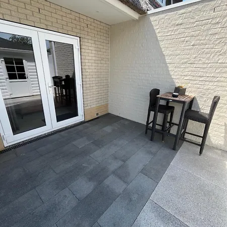 Beach bungalow Hellevoetsluis *