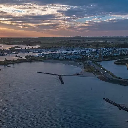 Beach Bungalow Hellevoetsluis Feriehus Hellevoetsluis