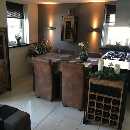 Beach Bungalow Hellevoetsluis * הלבושלאס