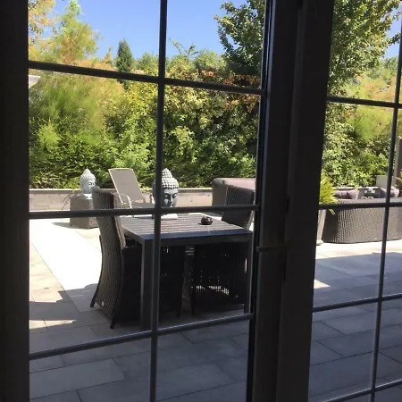 Beach Bungalow Hellevoetsluis הלבושלאס