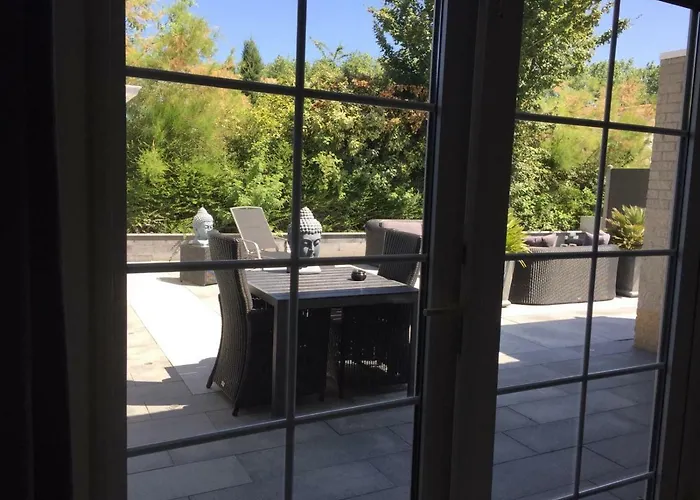 Beach Bungalow Hellevoetsluis 海勒武特斯莱斯