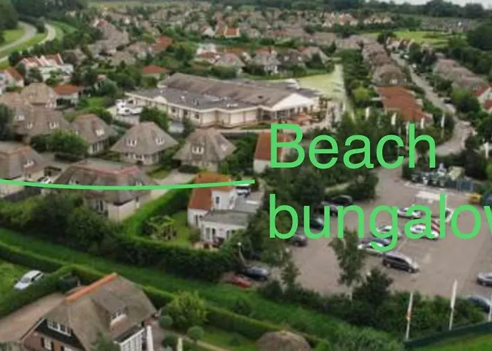 Beach Bungalow Hellevoetsluis 別荘 ヘレヴートスライス